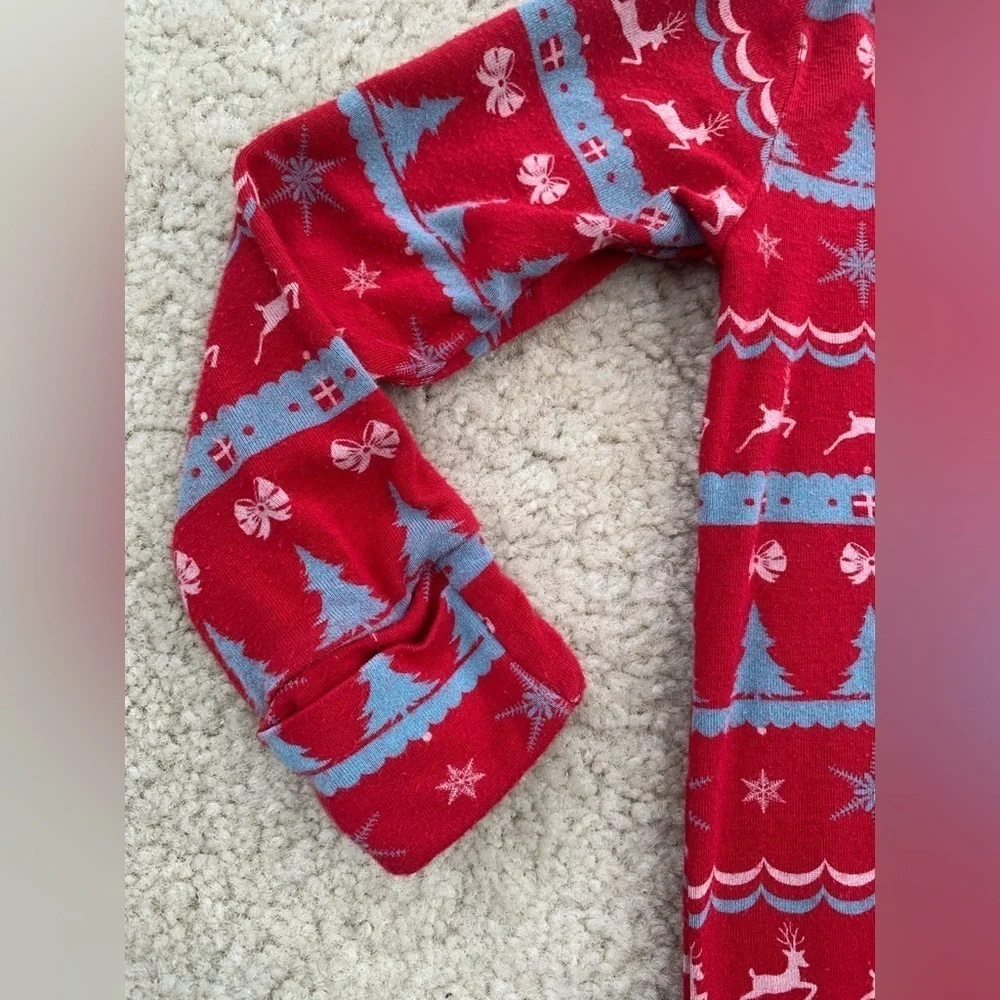 Kickee Pants Size 2T Red Footie Pajamas In Nordic Print